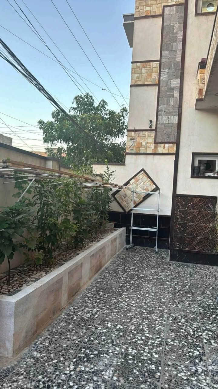 اعلان ●○●○● للبيع

بيت بناء حديث  مساحه 《٢٠٠ متر 》 سنه البناء 《 ٢٠٢٣ 》الواجه《 ١٠ متر 》النزال 《٢٠ متر 》
الواقع في حي الجهاد الحمدانية خلف حسينة علي ولي الله
محتويات البيت ¿¿¿
《٦ غرف نوم 》《خدمات عدد ٧》《مطبخ و حولي》 《صاله ضيوف》   《حديقه  خارجية و كراج 》
《 سطح كبير  》السعر《 ٤٣٠ مليون قابل للتفاوض 》

للاستفسار مراسلة الصفحة او الاتصال

على الارقام واتساب

☎️ ***********

☎️***********

زورو موقعنا ((مــكتــب بــاب الحــارة)) في حي الجهاد مقابل ((جامـــع النــور))ومجاور(( الاطباء والخارجيه)) يوجد كافة العروضات وكافة المساحات للـــدور والاراضـــي
بإدارة 《《السيد ابو انس 》》🇮🇶🇮🇶
《حساب تيك توك 》
https://www.tiktok.com/@bab_alhara87?_r=1&_t=ZS-97SPWBaRC5c

《《موقع المكتب 》》
https://maps.app.goo.gl/6xEom8mKepEY5pcb6?g_st=ac
