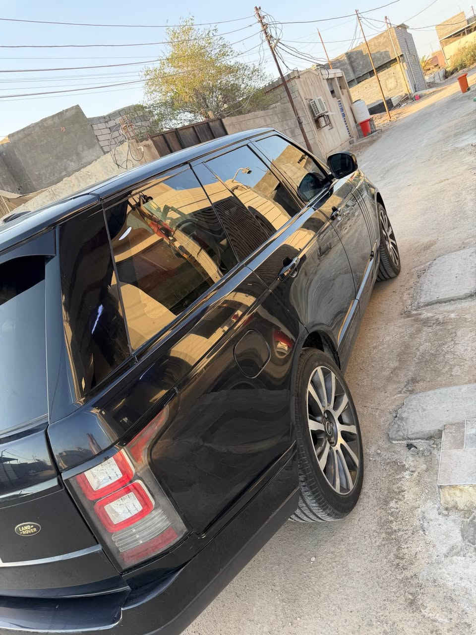رانج 2014 ديزل 
فول مواصفات 
قطعتين صبغ 
السعر 190 بيع او مراوس 
*********** البصره البصرة, العراق
