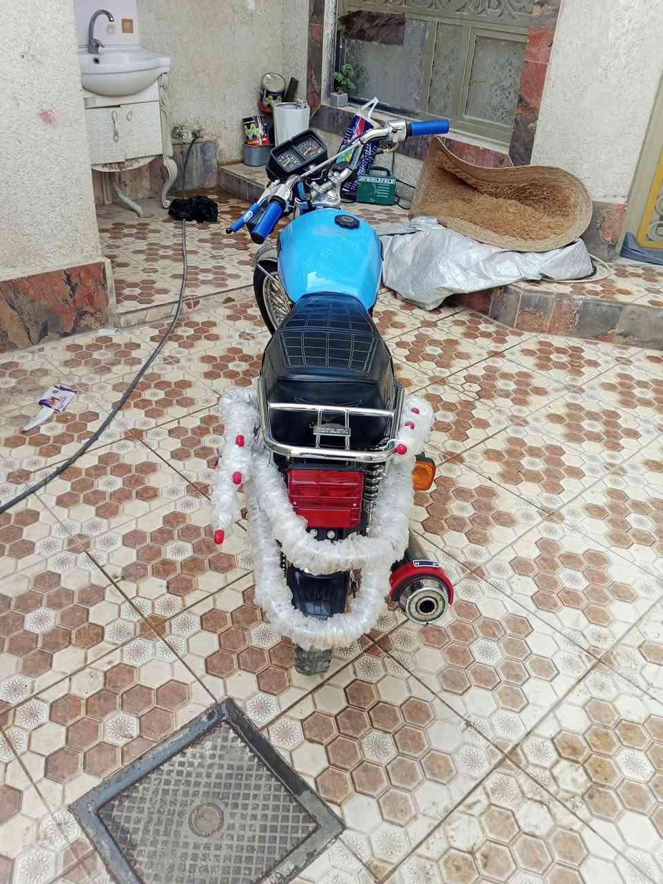رقم فقط • بدون مواصفات