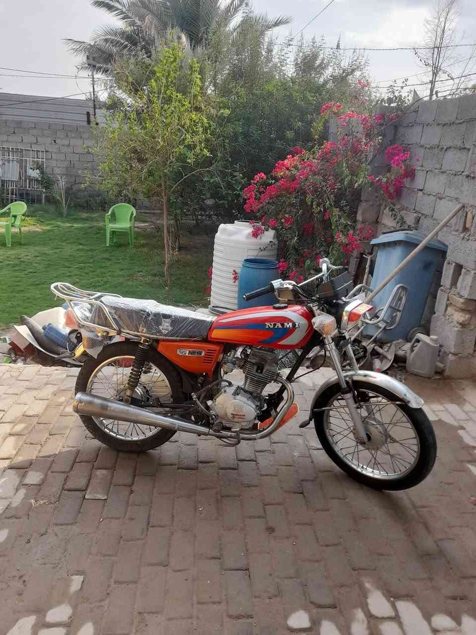 للبيع اربعه كير محرك حلو موديل ١٨ اوراق اصولي دراجه حلوه مال شغل السعر ٤٥٠ وبيهة مجال قليل المكان كربلاء شارع بغداد قرب سيد الوصياء عمود١٢٨ لستفسار على الرقم ***********
