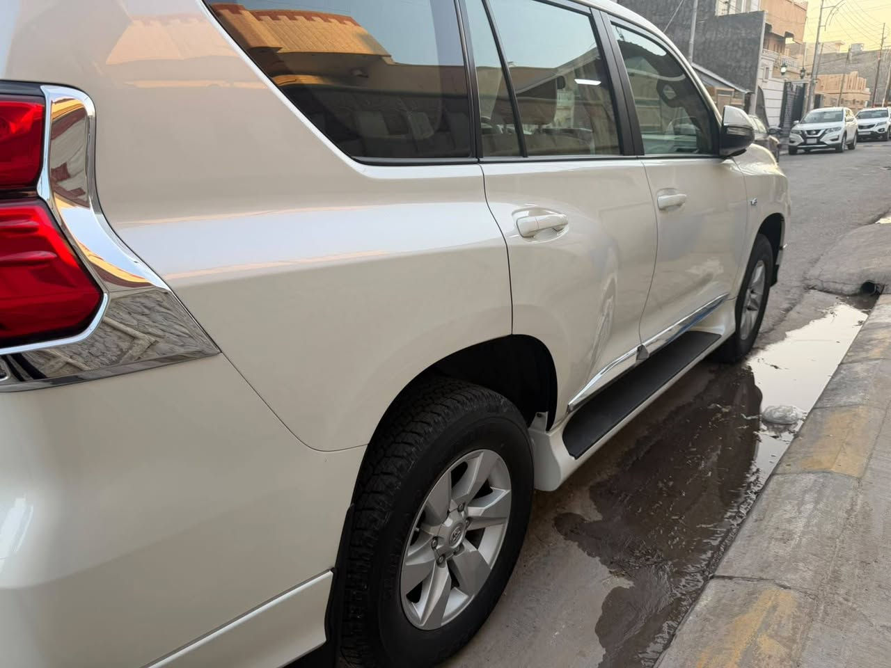 برادو ٢٠٢٠ TXS رقم بغداد بسمي
معروفه مواصفات TXS  سعر  41 $

ماشيه 54الف مكفوله استخدام شخصي سياره جديده وخير من الله ماناقصها شي 

مكان السياره الفلوجة 

‭***********
