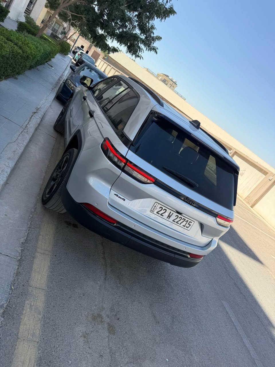 جيب موديل ٢٤ ضرر بسيط سطحي بيها اربع قطع صبغ بجم ودواخل سليمه سياره نظيفه ماشيه ٤٠ الف كليو مواصفات المد نايت السياره رقمها اربيل تريد وكاله او تحويل مكانها البنوك السعر ٢٤٥ ورقه سعرها مناسب  رقم *********** بغداد, العراق

نص مكتوب في الصور:
- ٢٣
- ١١:١٤
- bid.cars
- جيب جران...
- 1 / 15
- تنتهي المزايدات، مشاهد عرضا مورشا.
- يوم الاثنين الموافق 25 سبتمبر 2023
- طرح سؤال
- ١١:١٥
- 2 / 15
- ٣٣ ١١:١٠ جيب جران... bid.cars 3 / 15 1:1 تتهي المزادات لتساعد عرضا مؤرشفا يوم الاثنين الموافق ٢٥ سبتمبر ٢٠٢٥ طرح سؤال