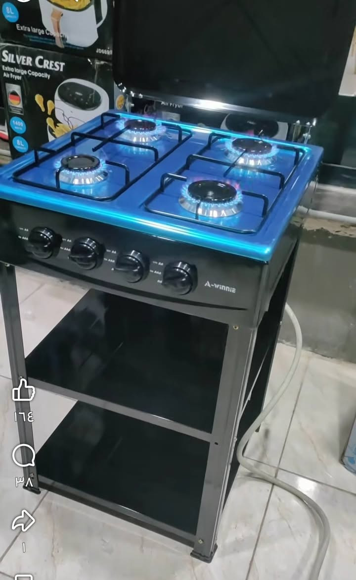 طباخ ٤ عيون • جديد غير مستخدم • مع ميز