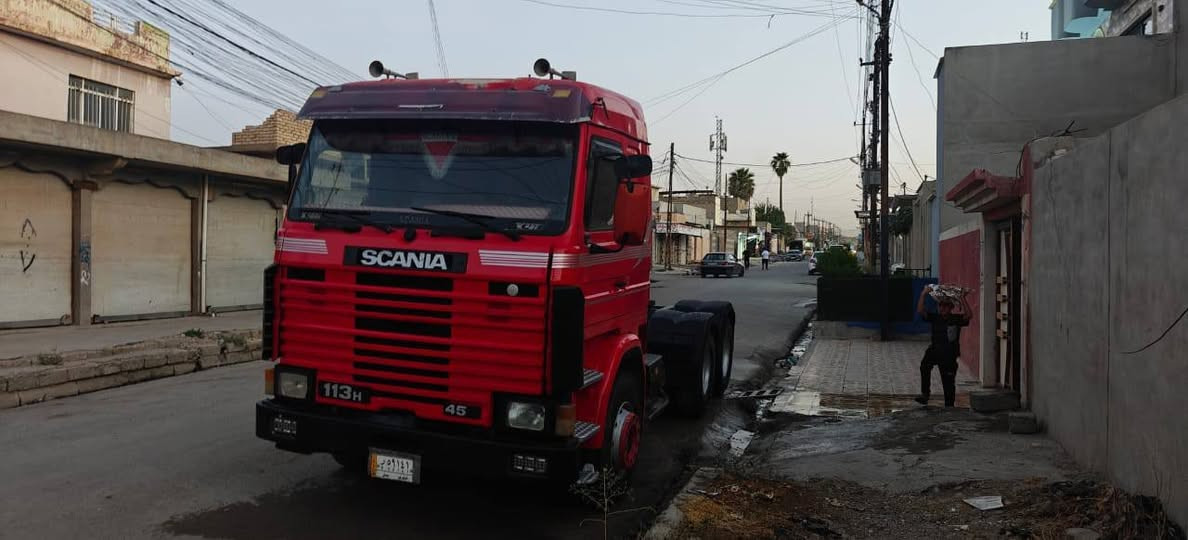 السلام وعليكم سكانيا للبيع مكان موصل امثبته قلاب محرك 13كير900 تبريد كامل سياره حلوه ونضيفه مكينه لاصرف لانفخ شاصي 10مضروب باج لافطر لاكسر مكفوله كفاله عاما  سنويه 28 هزه جديده رقم نينوى   سعر160 تواصل *********** بي واتساب +*********** بي واتساب
