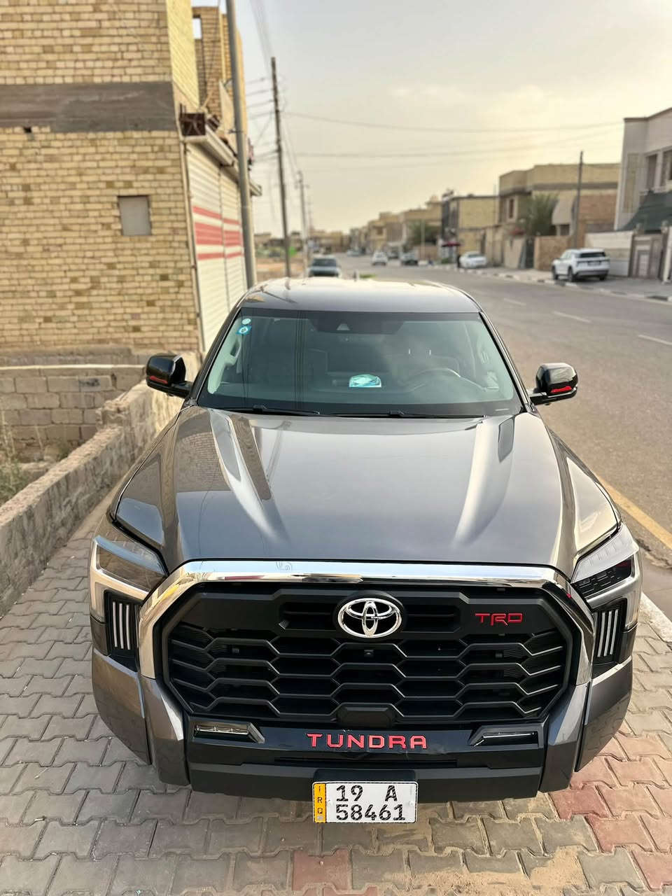 • نوع السيارة: تويوتا تندرا ليميتد
• الموديل: TRD  2024
• نظام الدفع: رباعي 4x4
• ماشيه  19 الف km
•بمحرك 6 سلندر سعة 3.4 لتر، تون تيربو يولد قوة تصل إلى 389 حصاناً.

💎ــسعر✅:: الــرد تلقائــي📮

مواصفات فول
كاميرات 360
كشنات تدفئة وتبريد
•ضرر
باب خلفي تعديل بارد
جملوغ امامي ربع بارد
البنيد مبدل اصلي وكاله ومصبوغ 
ايرباك سليم
رقم كربلاء

•ملاحضه
كلشي شارحلك بل منشور

رقم التواصل 📞***********
***********
