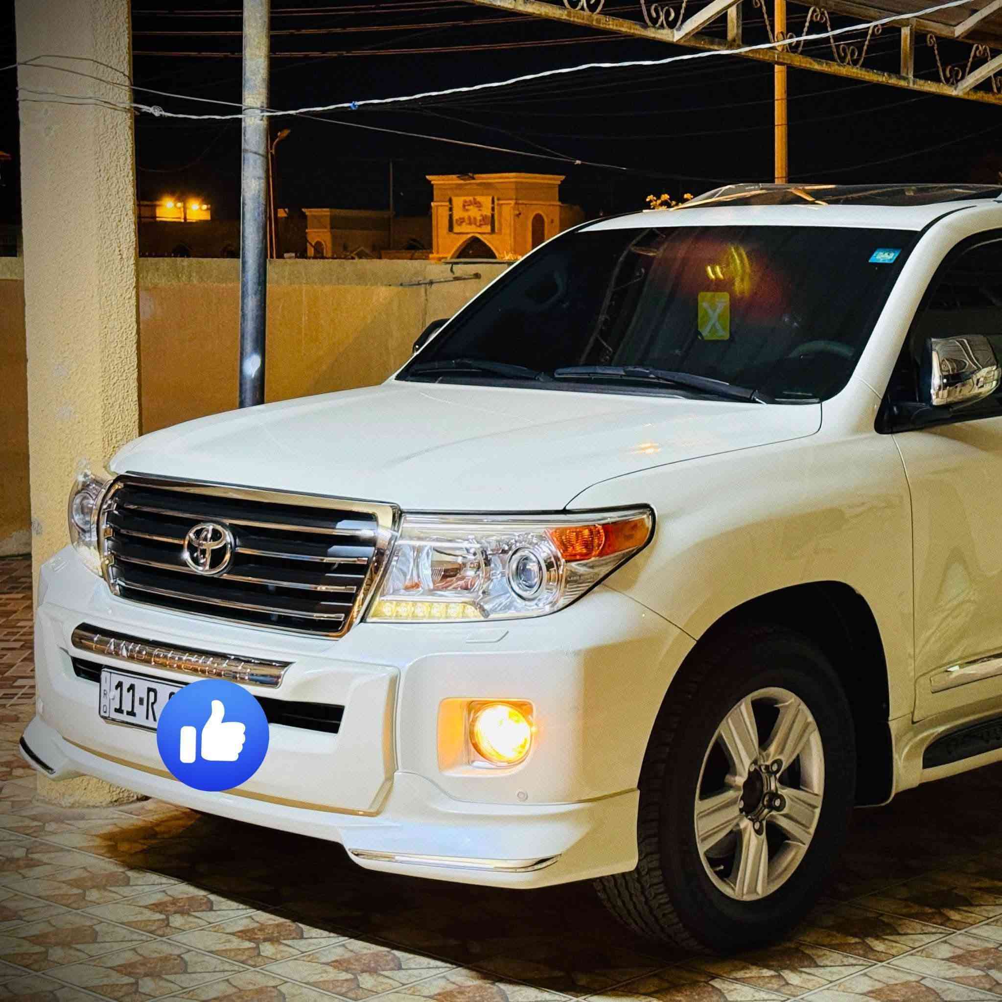السلام عليكم 
للبيع لاندكروز  موديل ٢٠١٤  
مواصفات السيارة GXR 
محرك 6سلندر        V6 
8ايرباك  
السيارة مكفولا كفاله عامه 
السيارة كير محرك صدر  كلها شركه 
تخم تاير جديد  
السيارة مابيها نقص ماتصرف عليها دينار 
فقط تشغل وتمشي 
مكان السيارة صلاح الدين تكريت 
السعر مناسب 
للاستفسار اكثر اتصل 
***********

