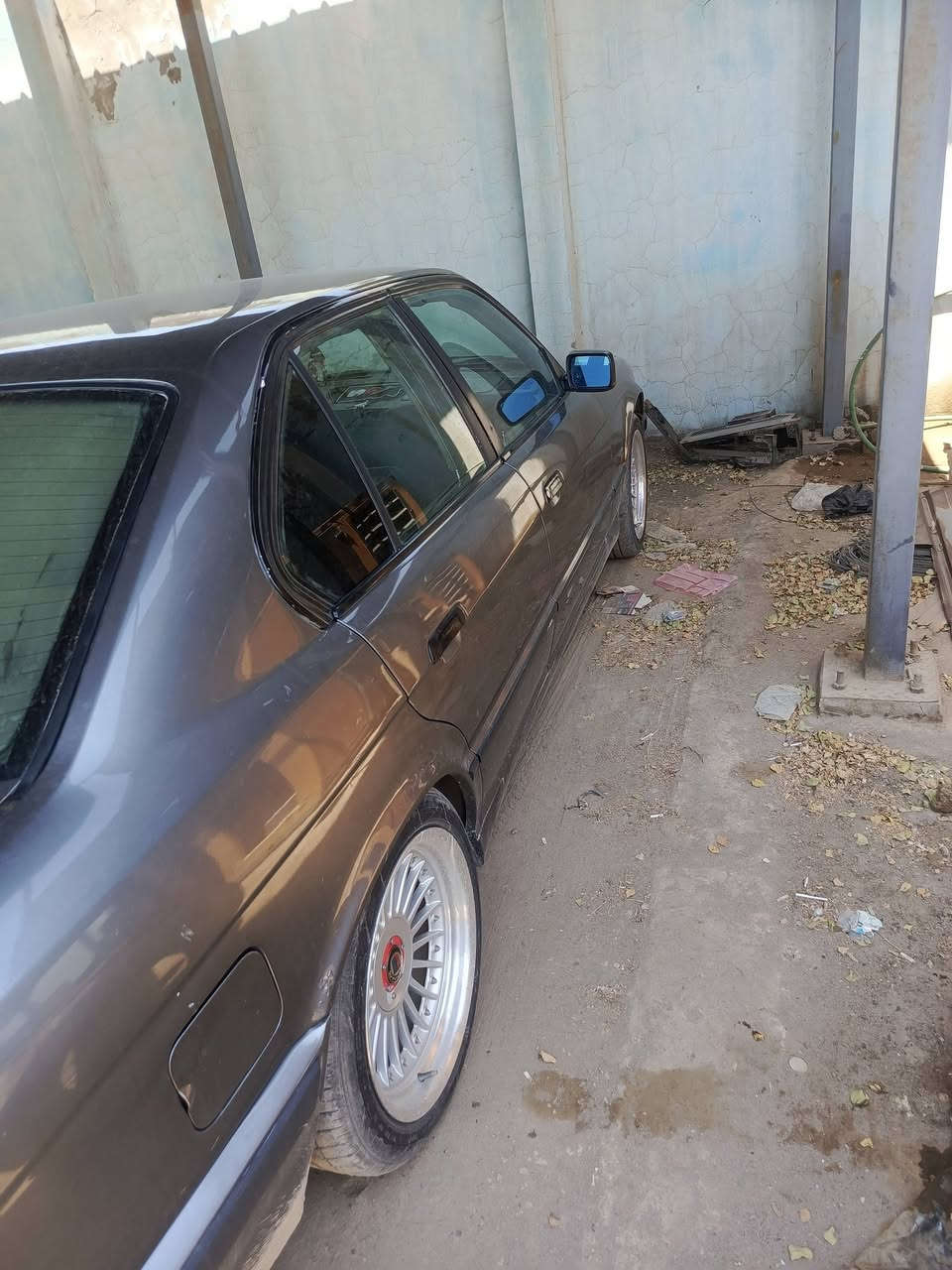 السلام عليكم  bmw535 للبيع مكفوله وجديده جاهزه كير محرك شرط ***********
رقم دولي بغداد صاحبه قريب علي

