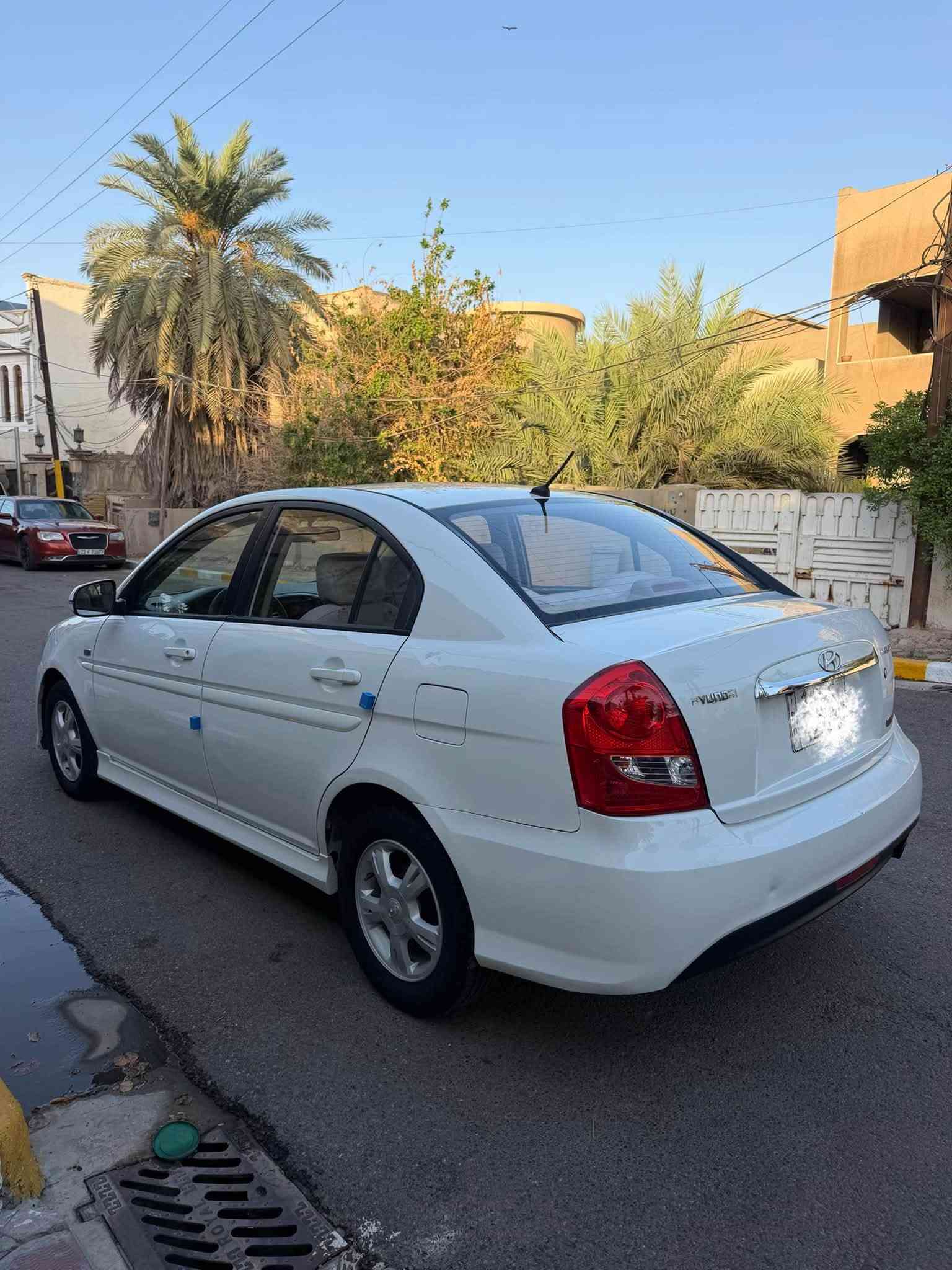 السلام عليكم للبيع اكسنت ٢٠١١ بغداد خصوصي سنوية بسمي السيارة مكفولة من الصبغ مكانين بارد فقط محرك ١٦٠٠ ما مفتوح السيارة جاهزة بدون نقص السعر ٩٢ وبيها مجال الشراي يتصل *********** مكاني بغداد الكاظمية

