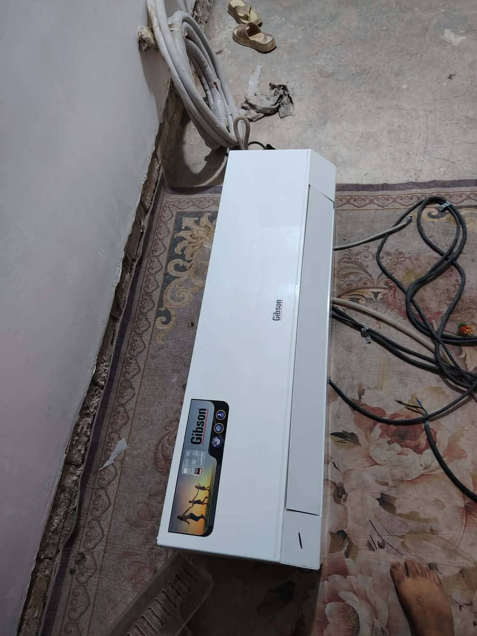 السلام عليكم سبلت جبسون للبيع استخدام اقل سنه جديد ماطاب تصليح سبلت فوك طنين السعر 550 الف الديوانيه الخصيمه 
***********
