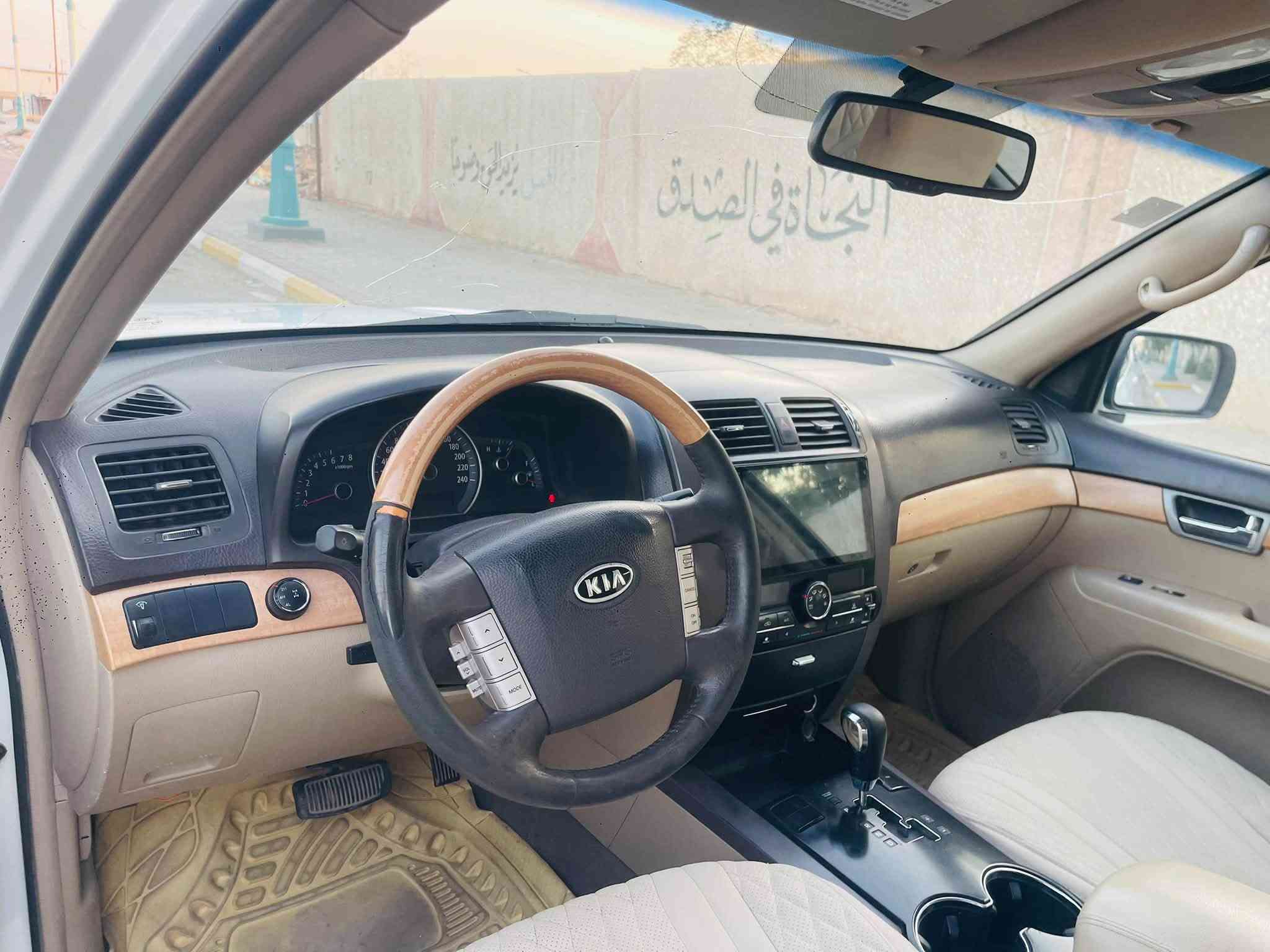 لسلام عليكم للبيع مهافي ٢٠١٢ خليجي مكفولة كفالة  سونارهة مرفق بالمنشور السياره جديدة وجاهزة محرك ٦سلندر جديد ما مفتوح كير تبريد حدادية السعر ١٣٣ وبيه مجال للاستفسار *********** المكان السماوة
