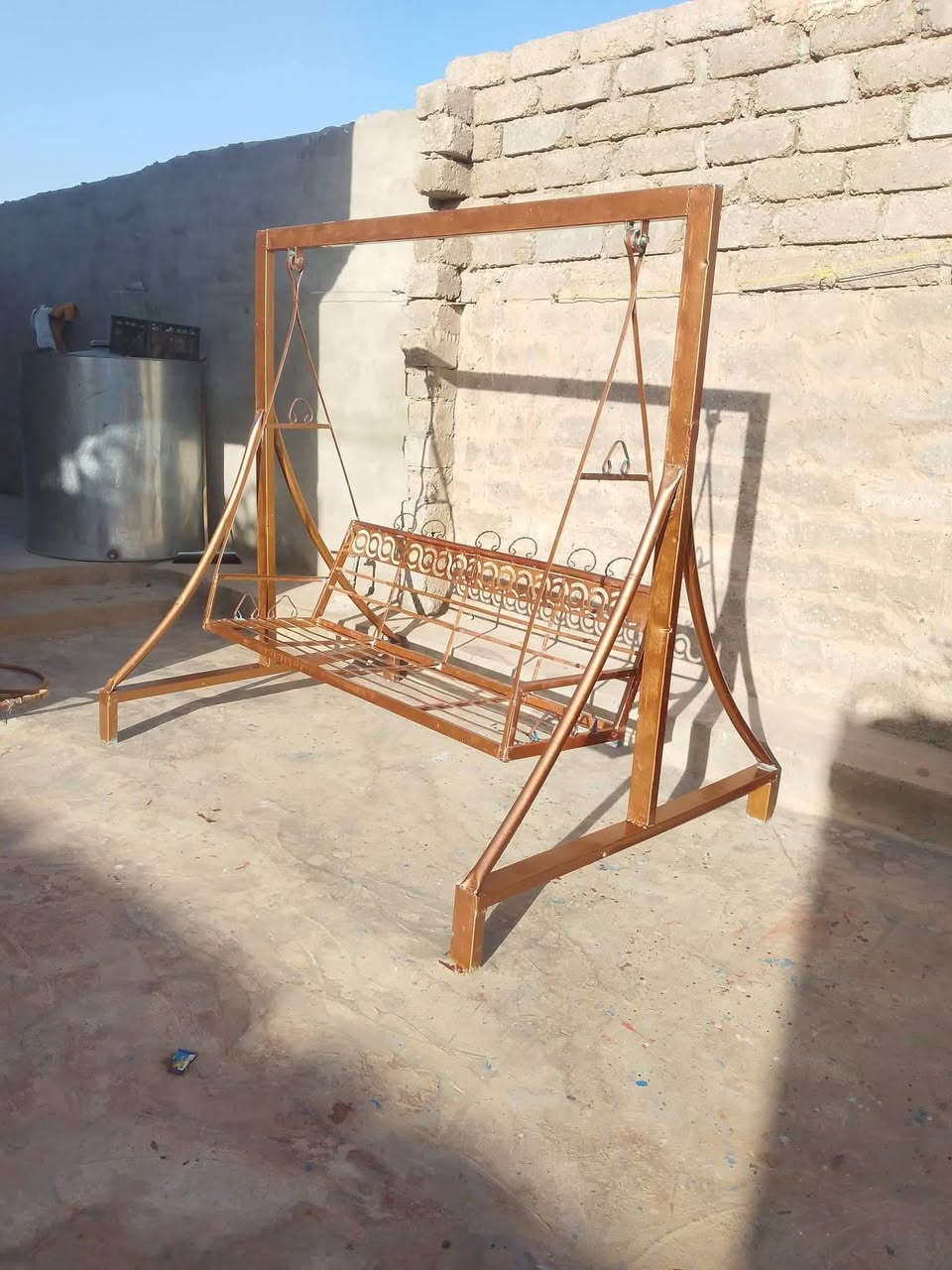 متاح • سعر مناسب • ديكور
