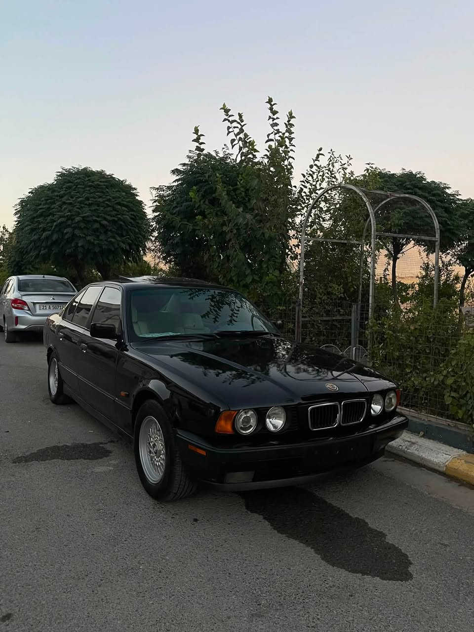 بۆ فرۆشتن 
٥٤٤سلایت کوشن جلد 
کامل سیرفزی بۆ کراوە بانسو نۆزلو فیل پەمپ رۆنو فلتەر سیوەیل تازەیە 
ویلی لۆک سیستەمی سالۆنسابۆ دانراوە 
٧ گێڕەسەیارەکە ڕەقەم سلیمانیە سەیارەکە 
 کامل ئەشیای مەزبوتو سەیارەکە زۆر بەقوەتە 
*********** موشتەری نیت تێلمەکە لەگەڵ ڕێزم
