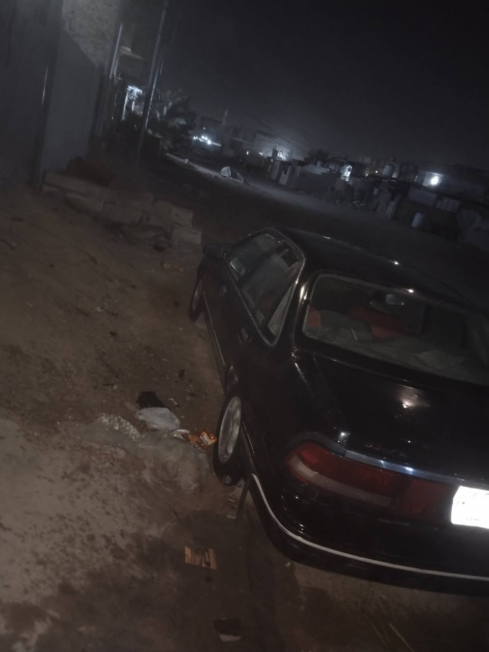 السلام عليكم سياره للبيع السياره بس جام مايصعد كير ومكينه شغاله نكره سلف بس هيه متروكه نضيفه راعيها موجود وبيها سنويه السعر 25وبيها مجال للشراي مكانها نجف حي الحولي ***********
