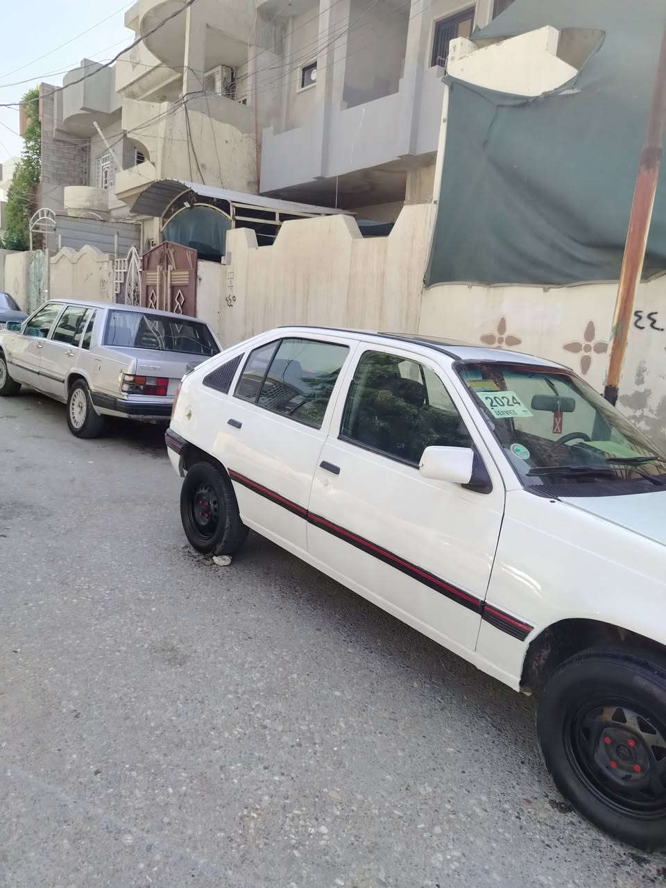 سياره كاديت للبيع موديل 88 سنويه 27 سياره قدام العين سياره ضخم تايات جدا ضخم امامي خلفي جديد سياره شرطه تحويل السعر 20 وبيها (***********) واتساب

