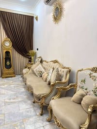 تخم ملكي • خشب زان • نضافة ٩٩٪