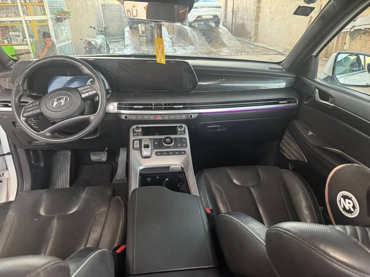 هيونداي بلسايد كلكرافي 24
مكلف بالنشر حبايب
‏Hyundai Palisade, Calligraphy
كلكرافي تجي اعلى فئة بالبليسايد فول مواصفات 1/1 
ماشية 21 الف ميل فقط  محرك 6 سلندر 3.8L 
السيارك  رقم شهداء بعد الها سنه وشويه حاظرين لاي ضمان 

المواصفات : بصمة ، تشغيل عن بعد ، بصمة ابواب 
،بانوراما  فتحتين سقف ، سماعات هارمن كاردن ، رادار امامي جانبي عدد 6 ، حساسات امامي خلفي ، شت كامرات 360 درجة ، كشنات الامامي خزن ميموري.  جميع الكشنات كهربائي و تدفئة و تبريد ، كشنات جلد ، كشنات Vip منفصل ، بردات جانبية ، تبريد مركزي امامي خلفي منفضل التحكم ، تحكمات ستيرن ، شفتات ، كروز سرعة و سياقة ذاتية بالكامل ، تدفئة ستيرن ، مري هيتر ، صندوق كهربائي ، خمس و ضعيات قيادة ، ويل كب 20 ، اوتو هولد + نقطة عمياء *•+ اوتو بريك ، هاند بريك بصمة ، مثبت سرعة ، شحن لاسلكي ، ، شاشة كبيرة ديجيتال ، كشن السايق مساج ، دادة شو امامي بلدشبول ، تقديم و ترجيع السيارة عن طريق البصمة ، منفذ type-c , و بعد بيها هواي مواصفات ، 
السيارة جاهزة  

مكان السيارة حله 

  بشرط 
ضرر السياره دعاميه  الامامية 
بدون دواخل شرط كير و محرك بشرط 
صور الحادث  بالمنشور

للتواصل : اتصال او واتساب ***********
