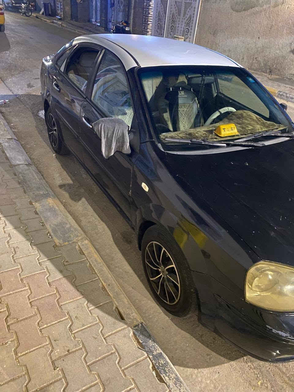 اوبترا موديل ٢٠٠٧ رقم بغداد انكليزي سياره بيه صبغ ومعجون ضربه قويه ماكو مكانه واسط مركز المدينه مكلف بل نشر هاذه رقم راعيههه ***********
