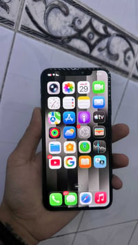 شاشة اصلية 11 برو ماكس مبدل كلاس اصلي سعرها 65 الف 07701010795