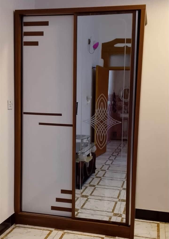 سلام عليكم
كنتور 2باب سلايت 175
***********
