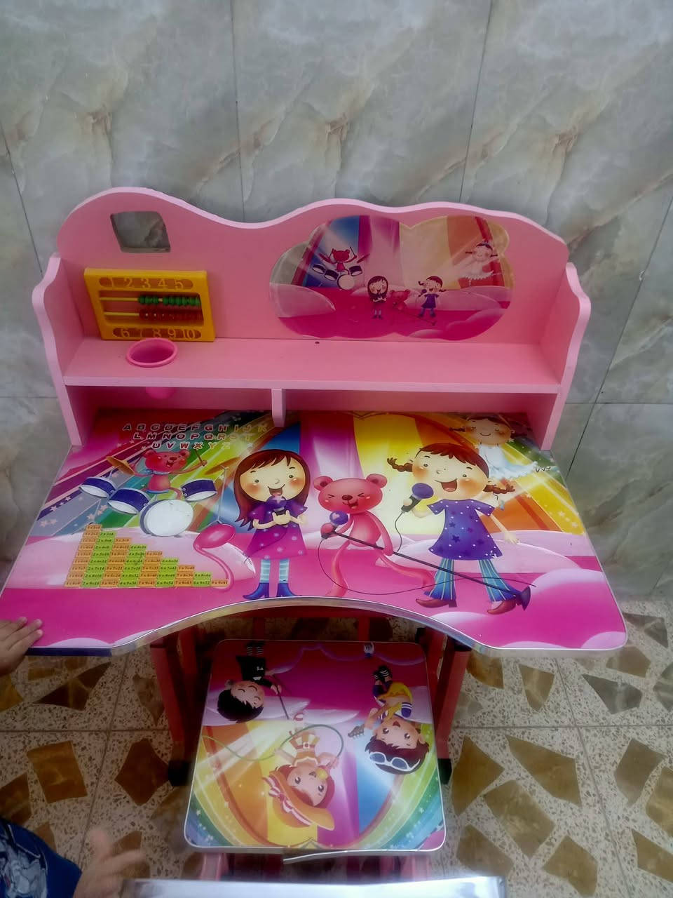 غراض للبيع حجله و رحله اطفال وميز شاشه التواصل ع واتساب الرقم ***********
