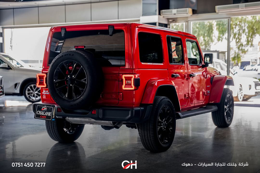 Jeep Wrangler Sahara 4xe

السنة: 2024
الممشى: 34,000 ميل
السعر: 32,500$
الحالة: بوند تبديل – بدون أضرار داخلية وبدون فتح Airbags
الموقع: دهوك

المحرك ونظام الدفع:

* محرك 4 سلندر 2.0 لتر Turbo Plug-in Hybrid
* القوة: 375 حصان
* العزم: 637 نيوتن متر
* ناقل حركة أوتوماتيك 8 سرعات
* نظام دفع 4x4

المواصفات:

* فئة Sahara 4xe
* نظام Plug-in Hybrid
* شاشة Uconnect
* Apple CarPlay + Android Auto
* كاميرا خلفية
* حساسات ركن
* تشغيل ودخول ذكي
* مثبت سرعة
* مصابيح LED
* جنوط ألمنيوم
* أنظمة أمان ومساعدة السائق

📞 ***********
شركة جلنك وليد صبري – دهوك

#Chalank_cars_duhok

نص مكتوب في الصور:
- *********** CH شركة چلنك لتجارة السيارات - دهوك
- *********** CH شركة جلنك لتجارة السيارات - دهوك