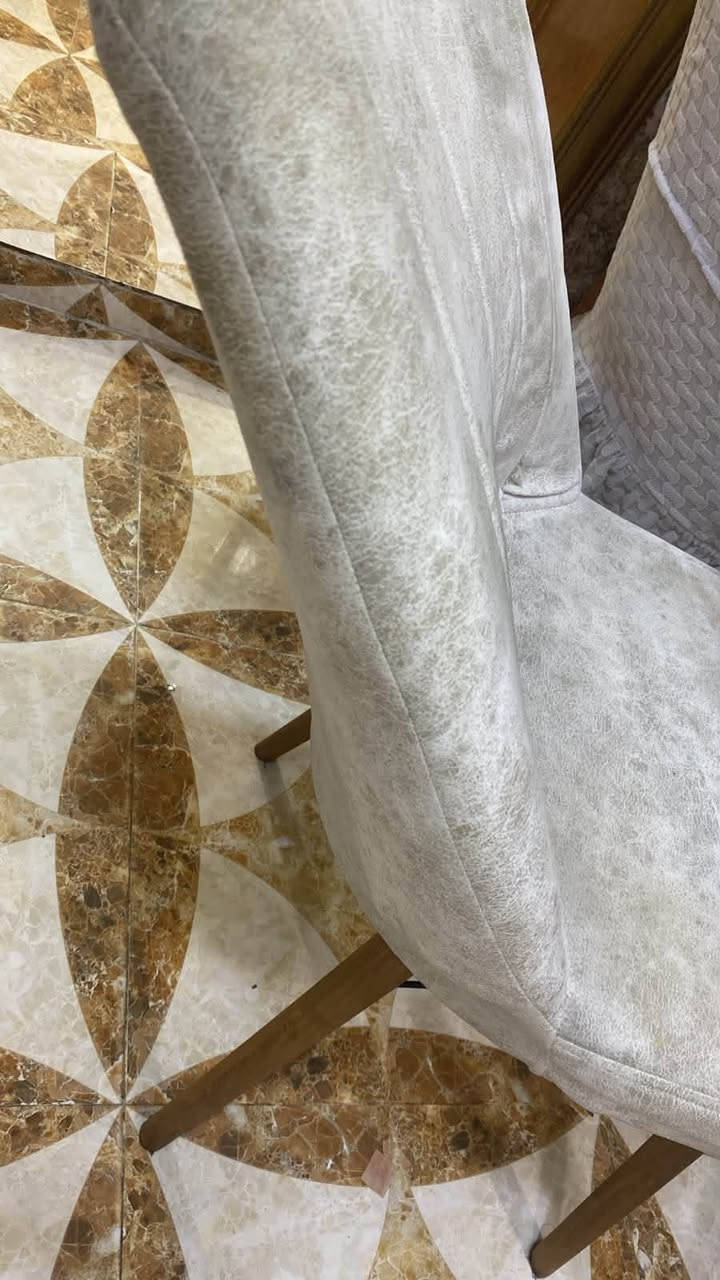 ميز طعام • خشب زان • كربلاء