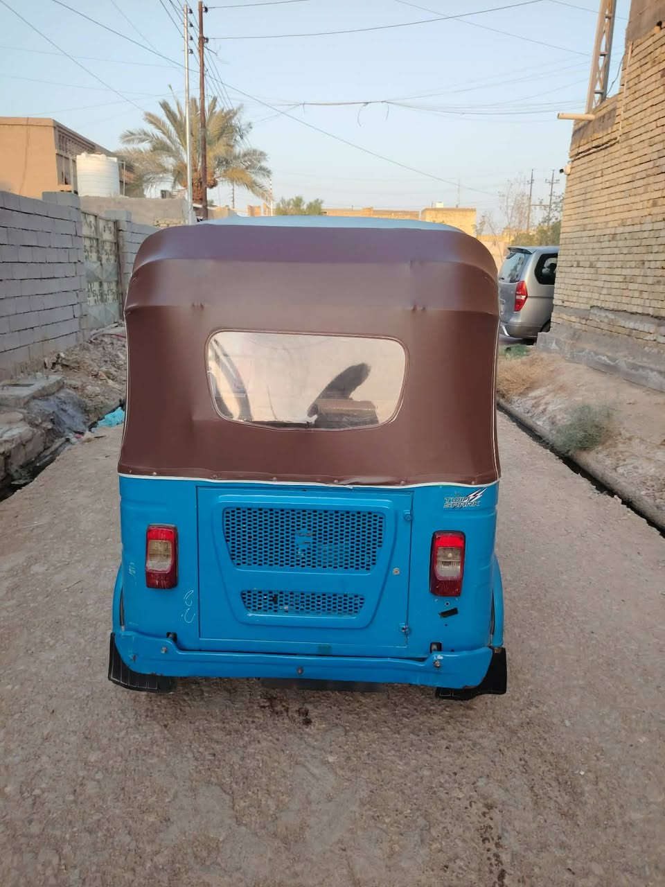 تكتك للبيع ٢٢ مضلع اني مكلف بنشر خابر راعيهه
*********** 
دراجه حلوه ونضيفه مال بيت مامتعوبه
