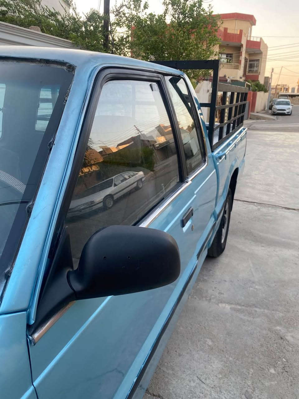 ***********
مازدا بيكاب 1990محرك وكير واكسل وصدر كل شرط شاص نيسان بشرط داخل سنويه
    سنويه إلى 27.          ***********
عنده بطاقة بنزين شرط سيارة جاهزة بدون اي نقص رقم كركوك شرط التحويل حزام صبغ لا ضرب ولا دعم شرط
السعر 43$$$$$$
مجال
عنوان كركوك 
***********
*********** كركوك, العراق
