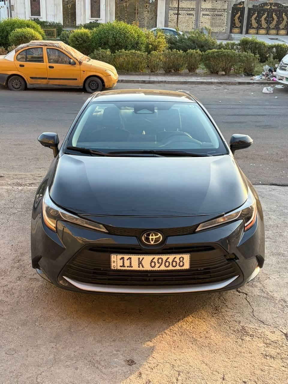 سلام عليكم
كورلا 2024
وارد أمريكي ياباني اصلل 
مكينة 2000 بانزين فقط 
تبريد ثلج 
صدر امامي خلفي جديد 
سايد بريك كهرباء 
اوتو هولد 
نقط عمياء 
رادار 
توقف ذاتي 
تحكمات جهتين 
تخم تاير جديد
مكاني بغداد الشعب 
السعر 134
***********
