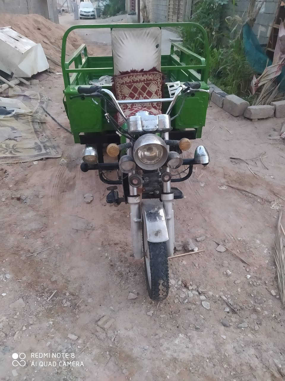 السلام عليك ستوته 23 محرك مكفول وقويه تجي تفحص وتقتنع مكاني فريحه ما متواجد عالنت الإتصال ***********

نص مكتوب في الصور:
- REDMI NOTE 8 AI QUAD CAMERA