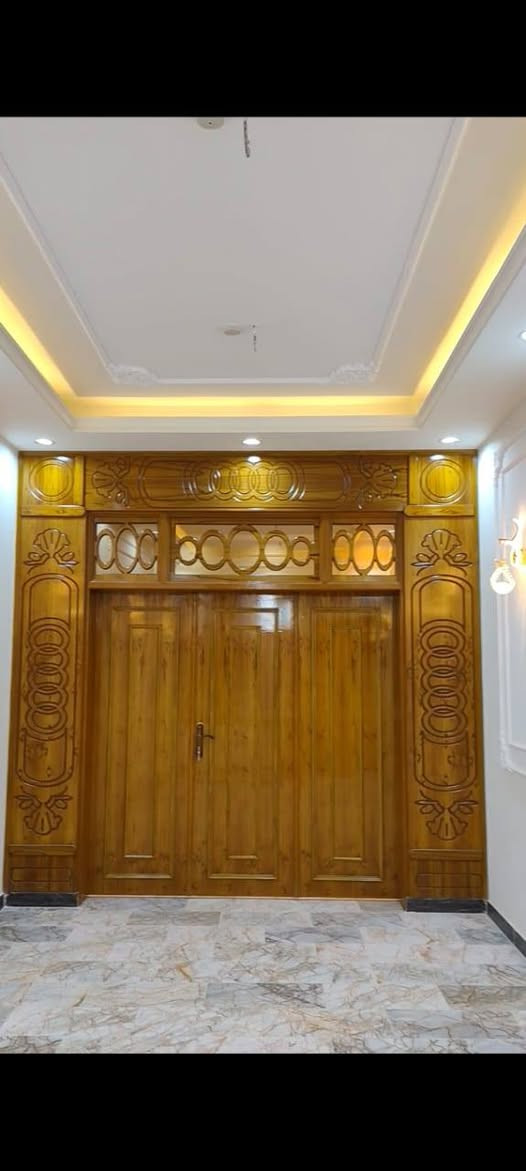 يالله 
#دار للبيع في حي العسكري منطقة ل 3000 الذهبيه 
#المساحه 140م #طابقين بناء جديد درجة اولى مال جناي 2026
1/  مرمر المنيوم كله تسكام وشغل درجة اولى
2/ 4 غرف نوم نضام اسويت
3/ سند وماء وكهرباء كلها باسمي أن شاء الله
4/ والعمل كله مصور أثناء العمل من حديد تسليح من صب من بناء
5/ بوري كهرباء واير فنار سعودي كله درجه اولى
6/ ماء 9 خطوط مشتغلي
$$الدار فــــــارغ $$
السعر خاص
للستفسار مراجعه عقارات ابو مصطفى العبودي 
موقع المكتب/ حي المكرمه شارع الطاقه بجانب مطعم سيد سعد 
 *********** مصطفى العبودي
