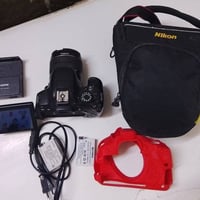 نيكون 700D • عدسة 18/55 • 3 بطاريات