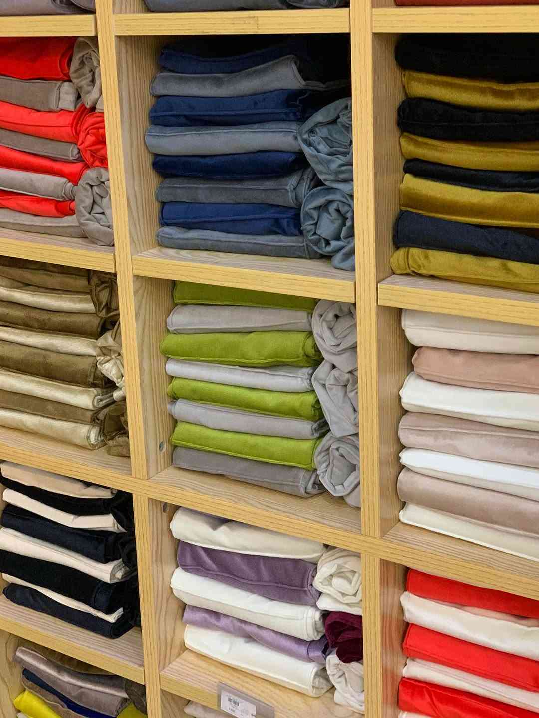 وجه كوشه بوهيمي 
تلبيسه كوشه قياس ٤٥*٤٥ سم
متوفر باكثر من ١٠ نقشات مختلفه 
وجه كوشه ساده 
للحجز والاستفسار يرجى مراسلتنا على الصفحه
يوجد خدمه توصيل 🚚 داخل الحله ولجميع المحافظات 
 
العنوان / بابل - حله - شارع 40 
من جهه باب الحسين - مدخل بستان الحلو 
.
.
