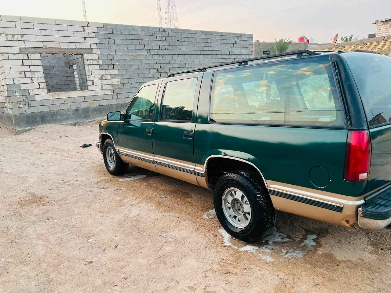 السلام عليكم بهبهان 1996 رقم بغداد محرك جديد سياره جاهزه من كلشي لبيع او مراوس ***********
