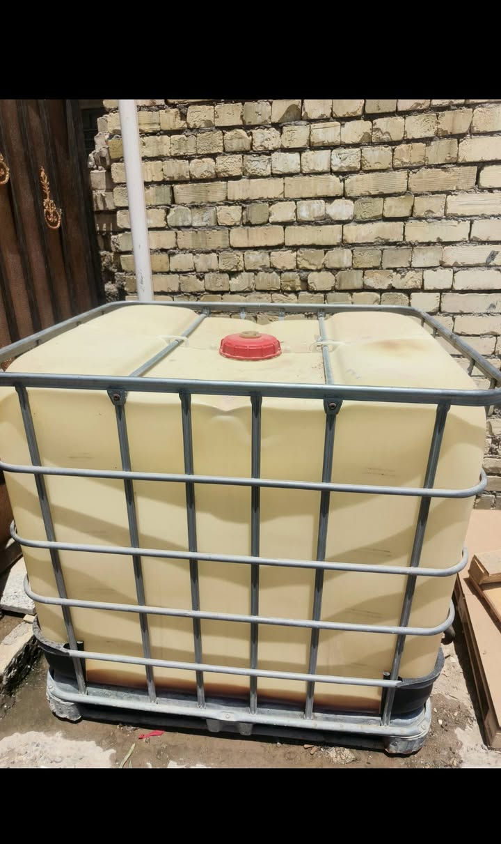 اغراض للبيع
. 
عربانة لبلبي فتحتين مع اغراض كاملة 
جاهزة للعمل 
. 
تانكي حديد مليم ونص الف لتر جديد
. 
وتانكي بلاستك الف لتر 
. 
بغداد 
📞
***********
