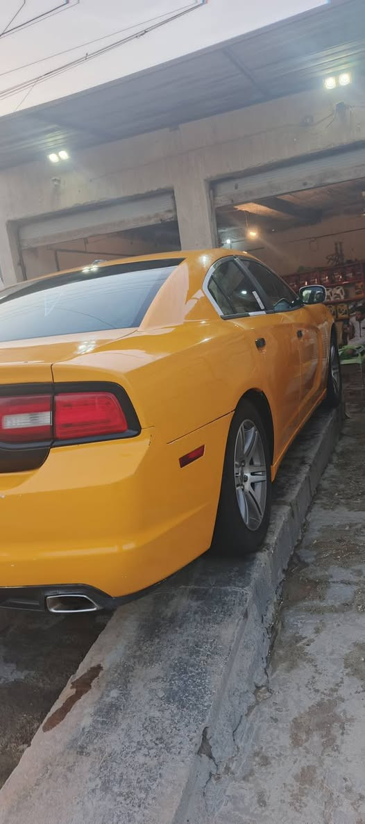 سلام عليكم جارجر موديل ١٢ رقم بغداد بسمي مداور ثاني يوم سياره بجم كفاله بدون ارباك  بيه طخه بل جاملغ الخلفي غرفه مال ٢٠ فول تخم تاير حداديه كير مكينه
منضومت غاز 
  خطها ناصرية كربلاء ١٤٥ وبيه مجال 
مكاني ناصرية مركز ***********
