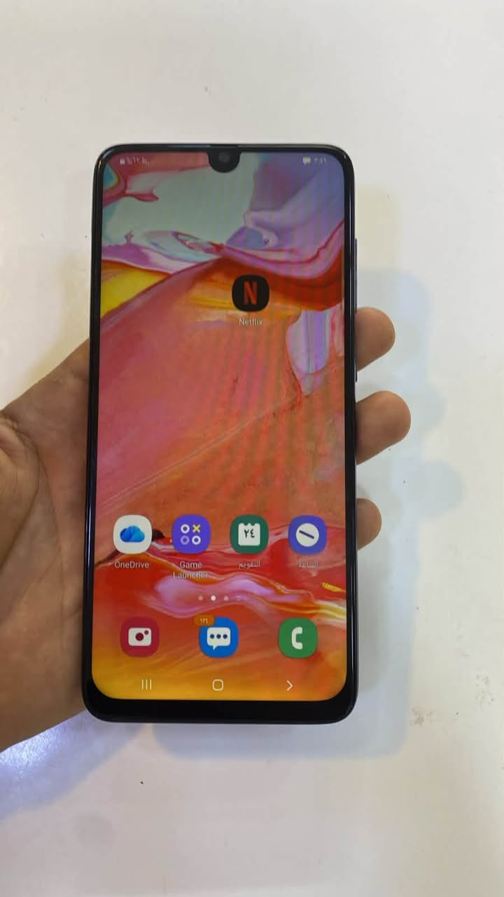 📱 للبيعSamsuA70

المواصفات: 64GB / 4GB رام
الشاشة Super AMOLED 6.4 بصمة داخل الشاشة
3 كاميرات 25MP
بطارية 4000

💰 السعر: ___85وبي مجال 
📍 المكان: ___الكوفه 

نظافة الجهاز: 80/ 

للاستفسار ***********📩

