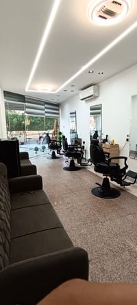 محتاج حلاق • امير الحلاق • واتس