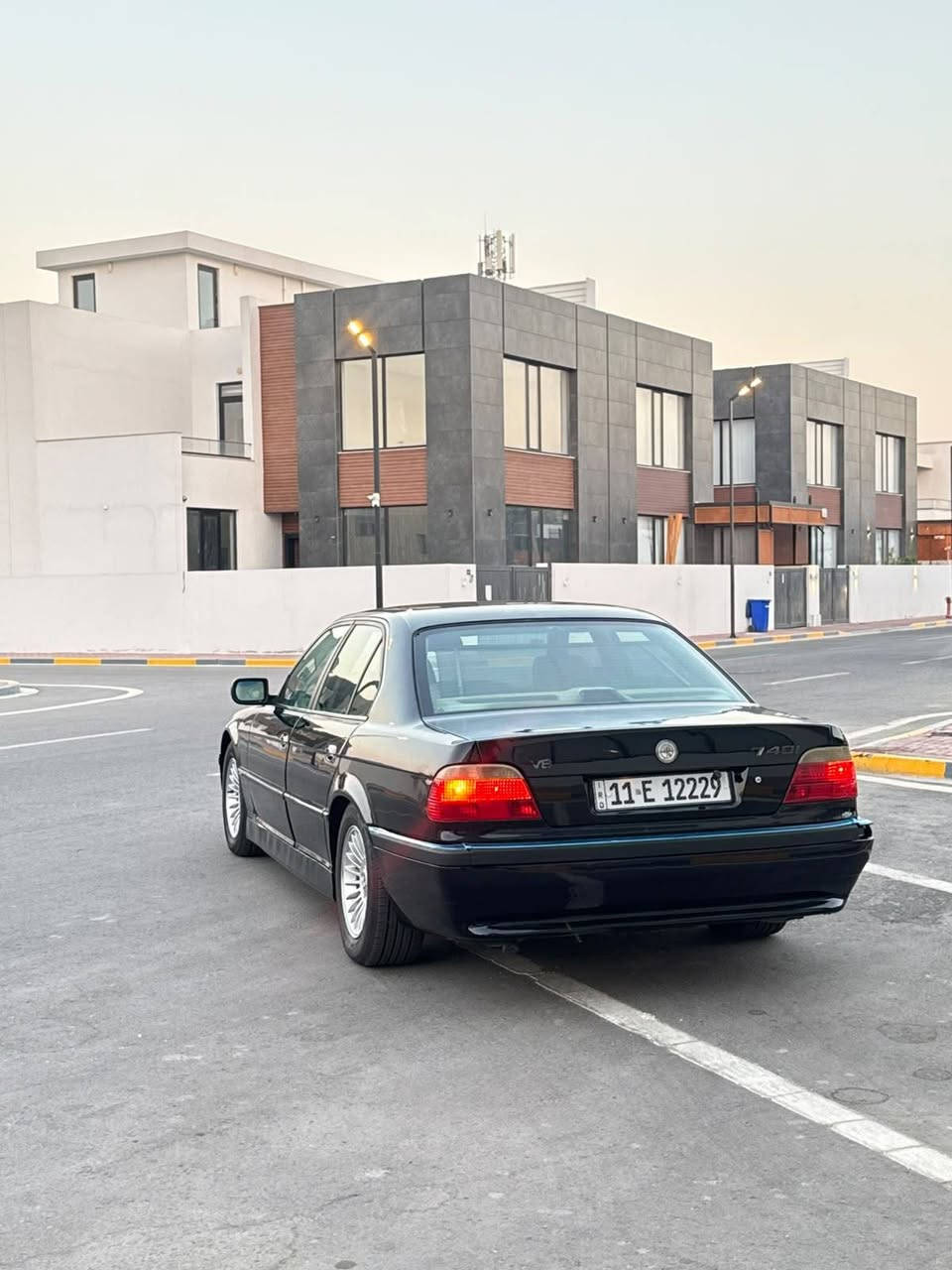 موديل ٩٦حجم ٧٤٠ رقم بغداد تحويل نظافه متوسطه
تبريد حداده كير محرك جاهزه تخم تاير جديد
للبيع السعر ٥٠ ورقه وبيه مجال للاستفسار الاتصال على الرقم ***********مكاني
