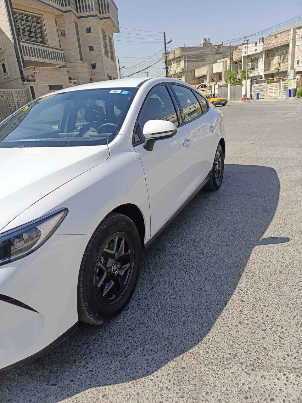 سلام عليكم بيوايدي كن بلاص مديل 2025 سياره اخت الزيرو ماشيه 18 الف الكلي سياره علا ايدي كامل ملحقاته شاحنه فوم كامل ملحقاته ارضيات اصليه مشتري الهه سياره جاهزه للاخير ملاحضه السياره بيهه بارد بيدي ار ب خشم البنيد تقريباً اصبعين ورصعه بصيطه ما مبينه بل قبط مال جنطه غير ذني السياره كفاله وبعده زيرو السعر جدا مناسب 18 مليون وبيه مجال حك الجيه المكان بغداد بلديات اخوان كلشي ذاكره بل منشور الرقم اتصل وتدلل ***********
