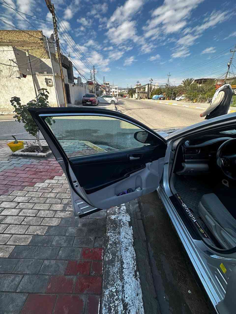 كامري للبيع موديل ١٤ امريكي موضح كلشي بل فديو
مكاني كربلاء
سعر ١١٨ بيها مجال شي قليل بيع مستعجل 
***********
