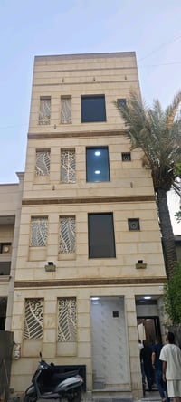 عماره للبيع في زيونه محله 710  تحتوي على 4 شقق  كل شقه تحتوي على 2 نوم...