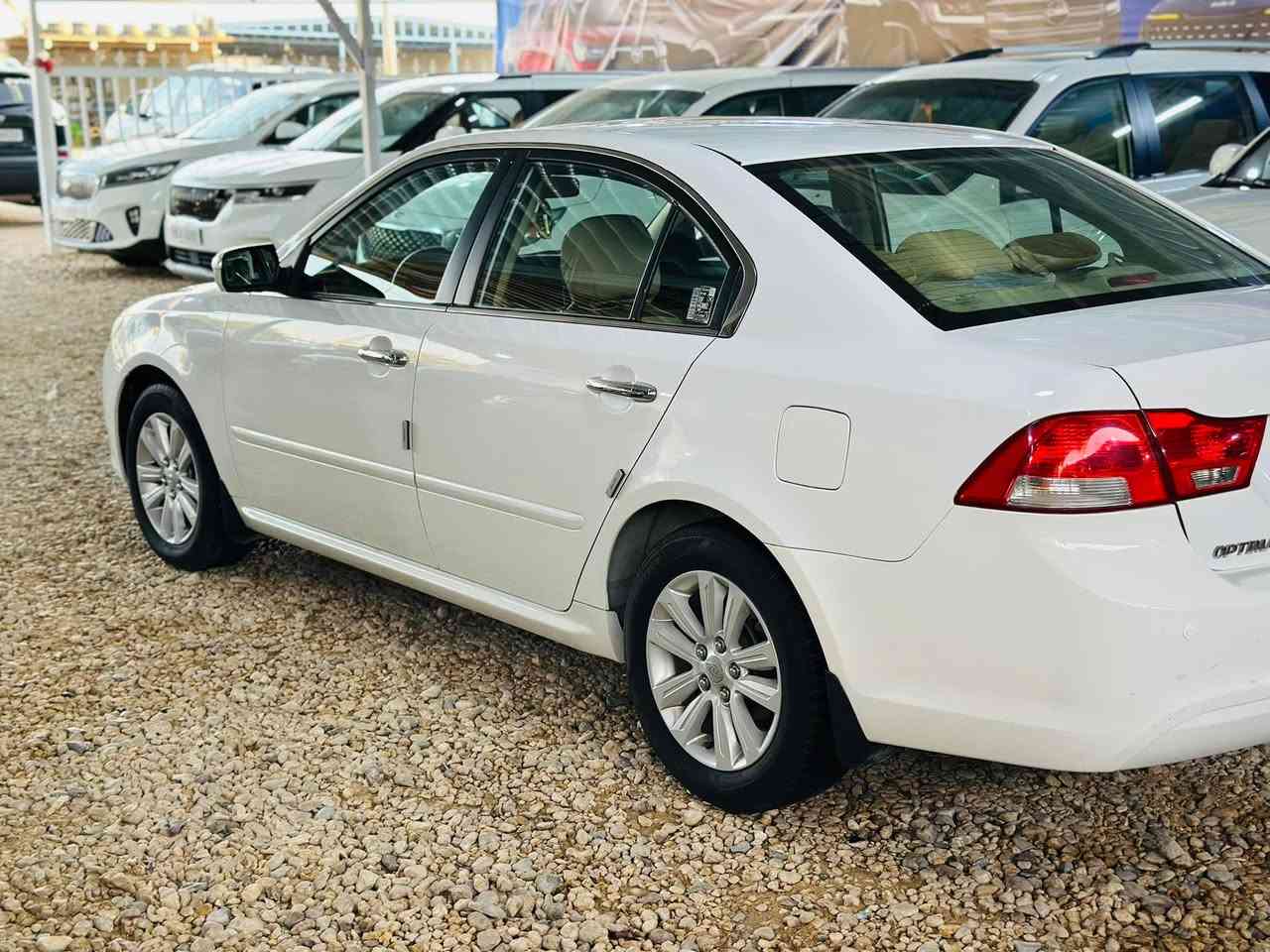 البيع اوبتيما 
موديل 2010
رقم بغداد دولي الجديد 11بغداد 
سياره جديدة عله وضع الشركه شرطه 
فول موصفات 
سعر 130 
اتصال ***********
