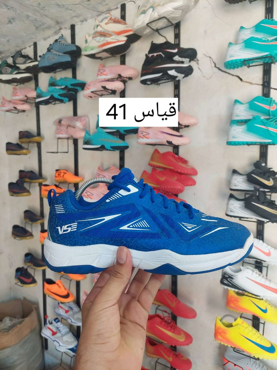 احذيه باله درجه اولى
سعر القطعه 10
واتساب ***********

نص مكتوب في الصور:
- قياس 39.5
- قياس 41
- قياس 40
- قياس 43
- قياس 42
- قياس 39
- قياس 38
- قیاس 40