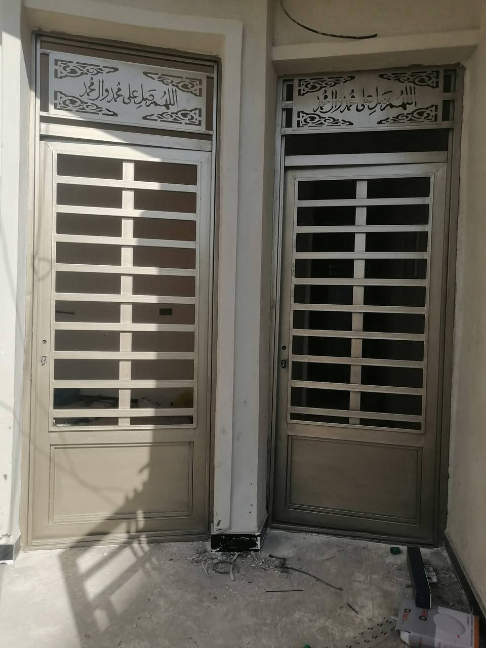 سلام عليكم صباغ شبابيك ***********
