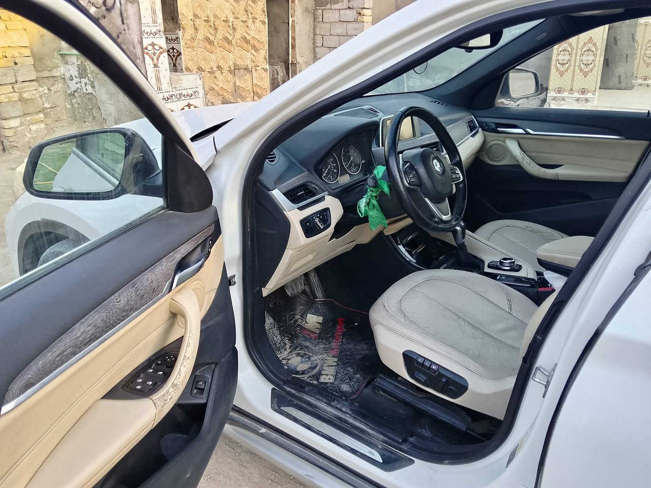 بي ام x1 موديل 2016 بغداد سياره جاهزه مابيها اي نقص السعر 155 ومبيها مجال التصال *********** السماوه قظاء الهلال
