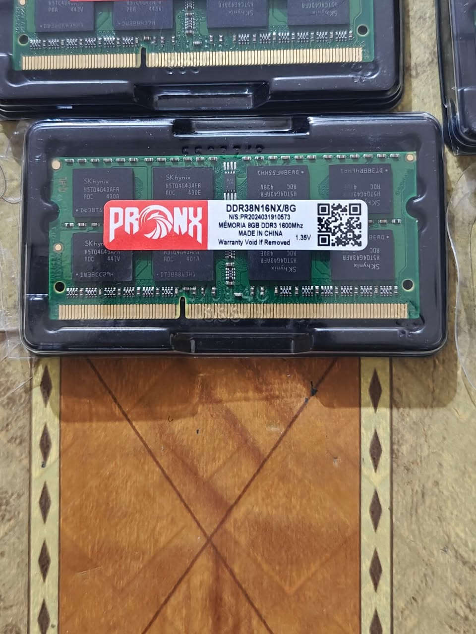 رامات DDR3 • 8GB • جديدة بالعلبة