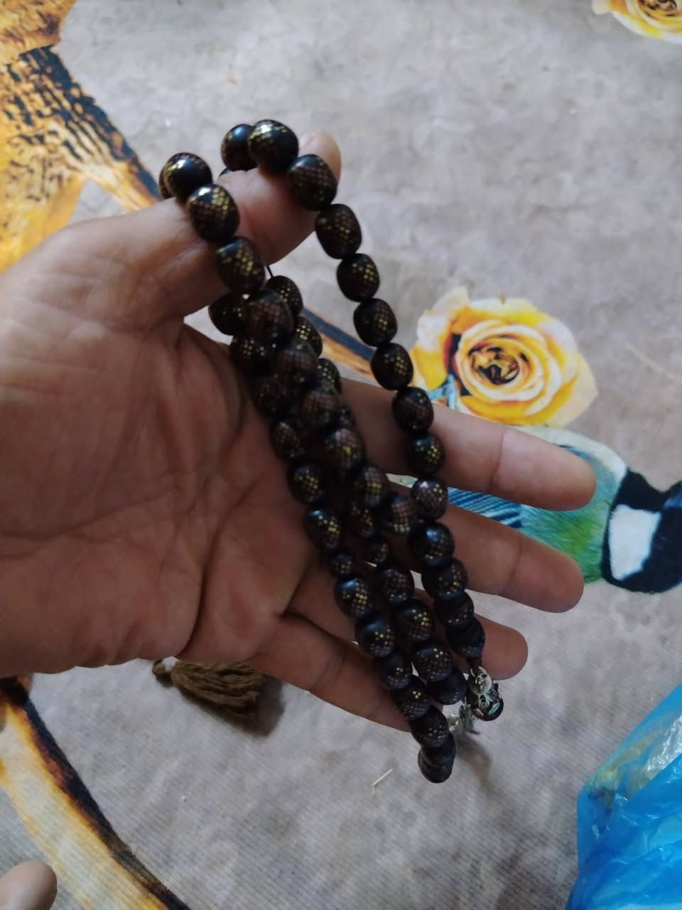 من رخصت الادمن مجموعه سبح قديمات + ساعه اوتماتيك تكويك قديمه كلش شغاله ومضبوطه ابيعهن بيعه وحده قيم بما يرضي الله واني بخدمتك ملاحظه توصيل ما عندي مكاني كربلاء الي ايريدهن هذا رقمي ***********
***********
