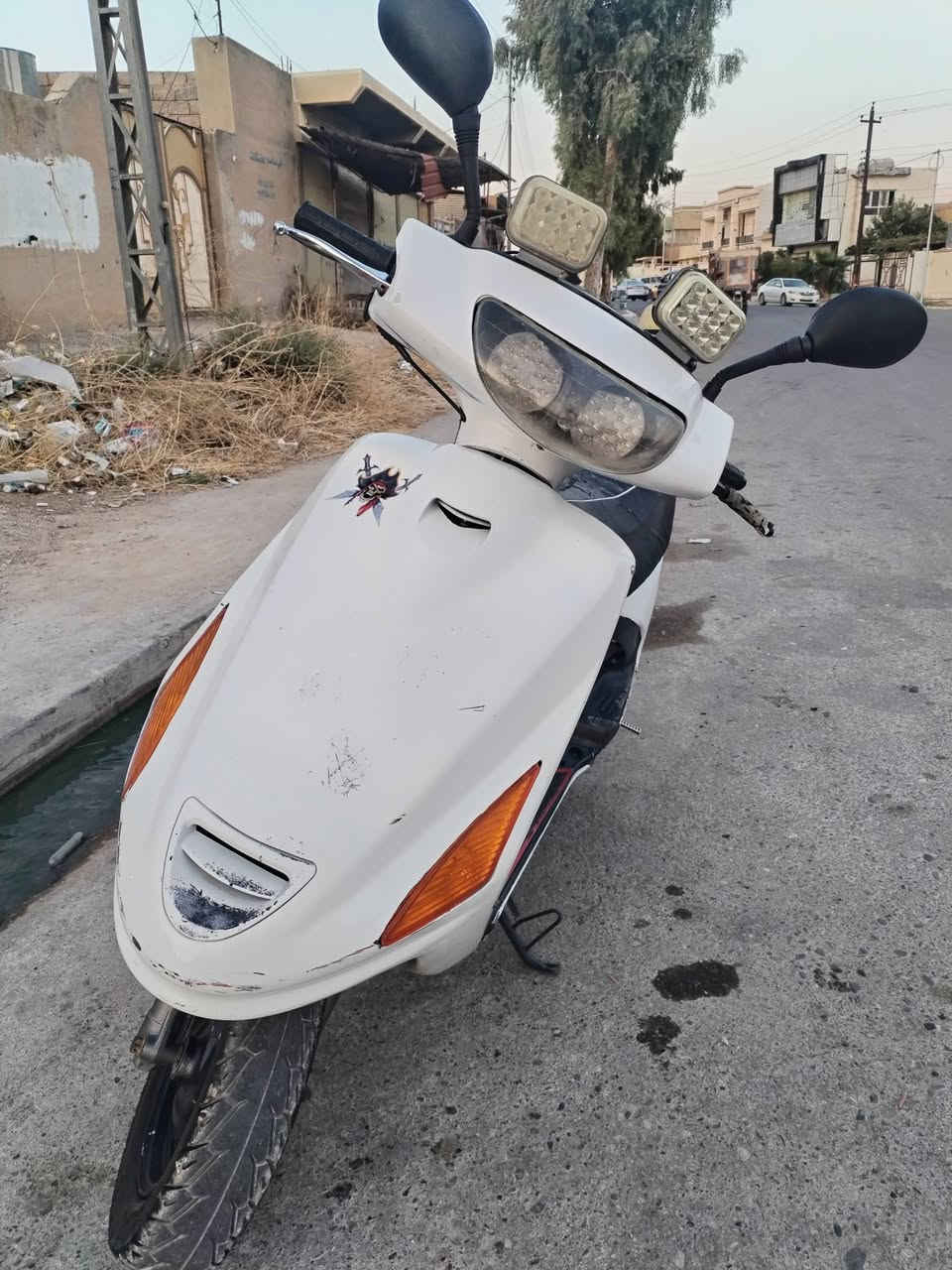 ماطور فراشه للبيع نضيف كلش
سعر خاص.
***********
