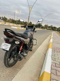 سي بي ١٢٥ • ٢٠١٦ • مشدود ٢٠١٩